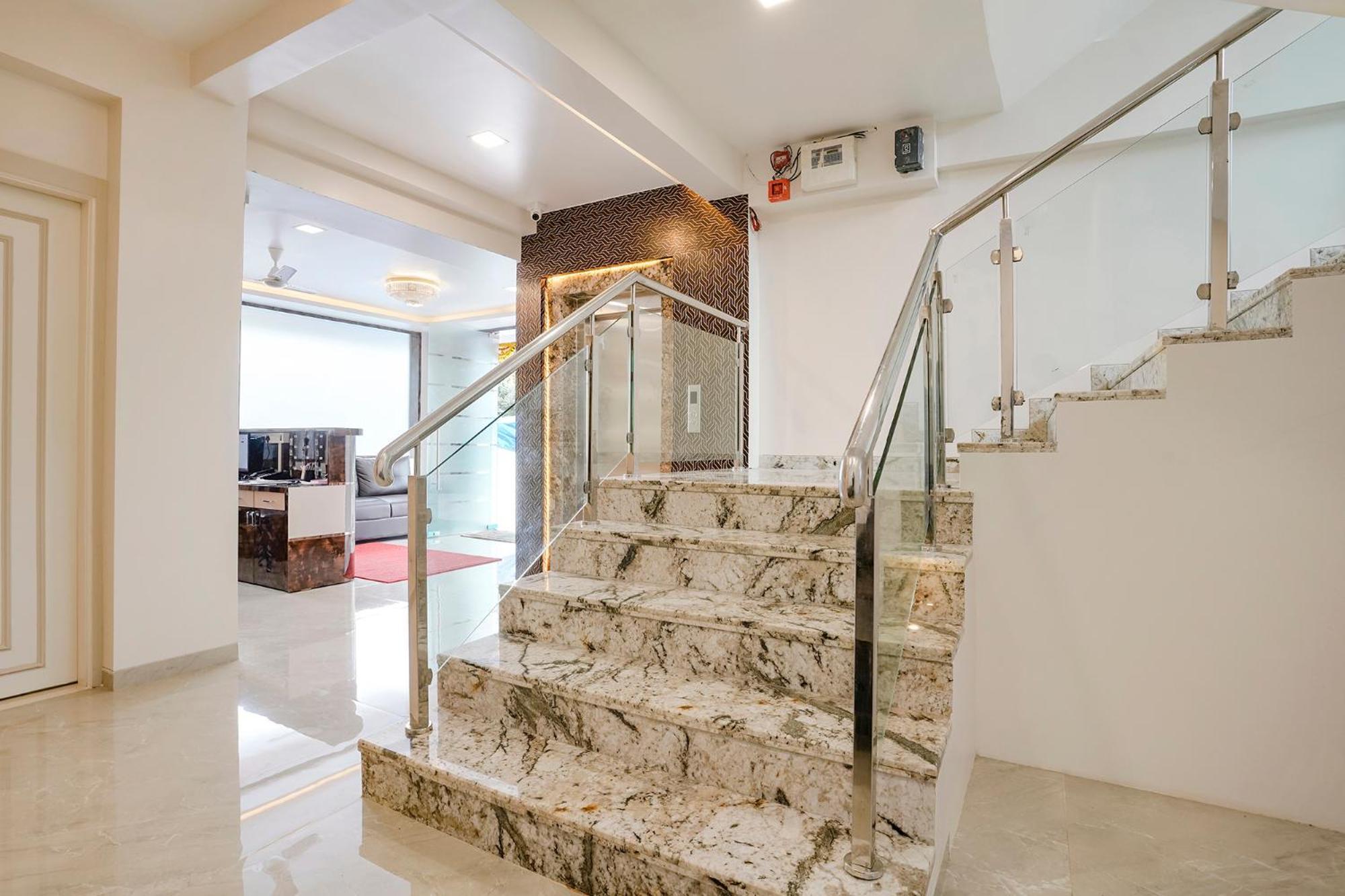 מומביי Fabhotel The Mint מראה חיצוני תמונה