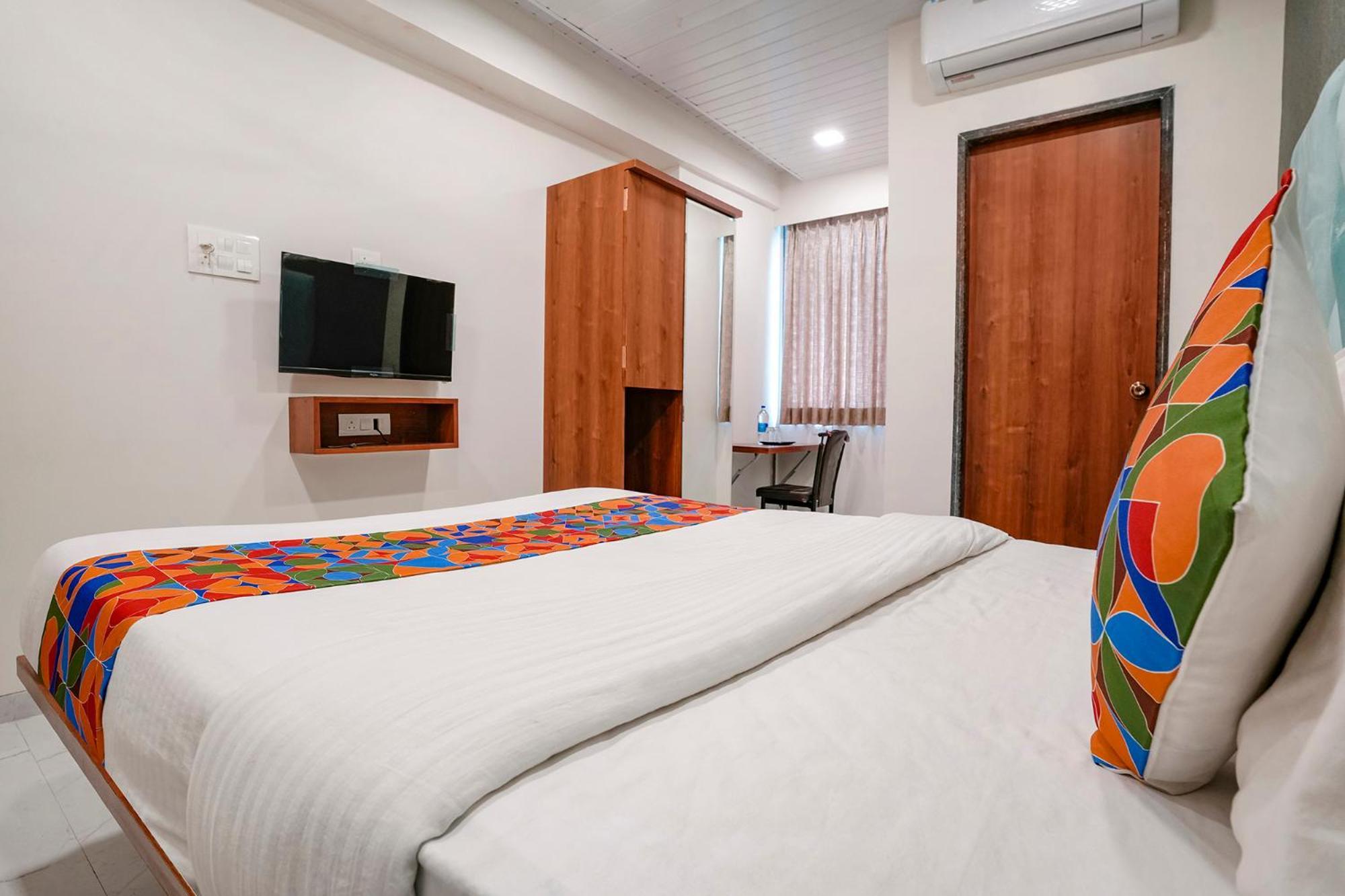 מומביי Fabhotel The Mint מראה חיצוני תמונה