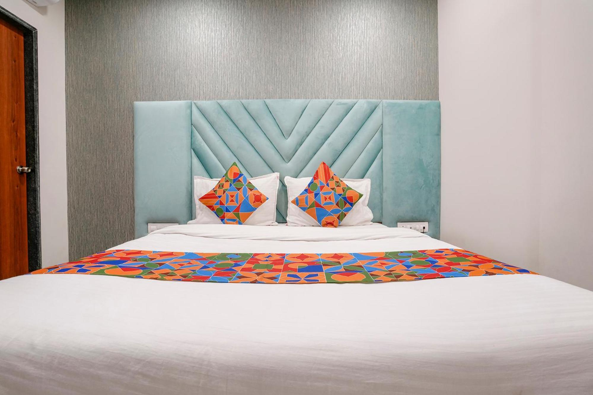 מומביי Fabhotel The Mint מראה חיצוני תמונה