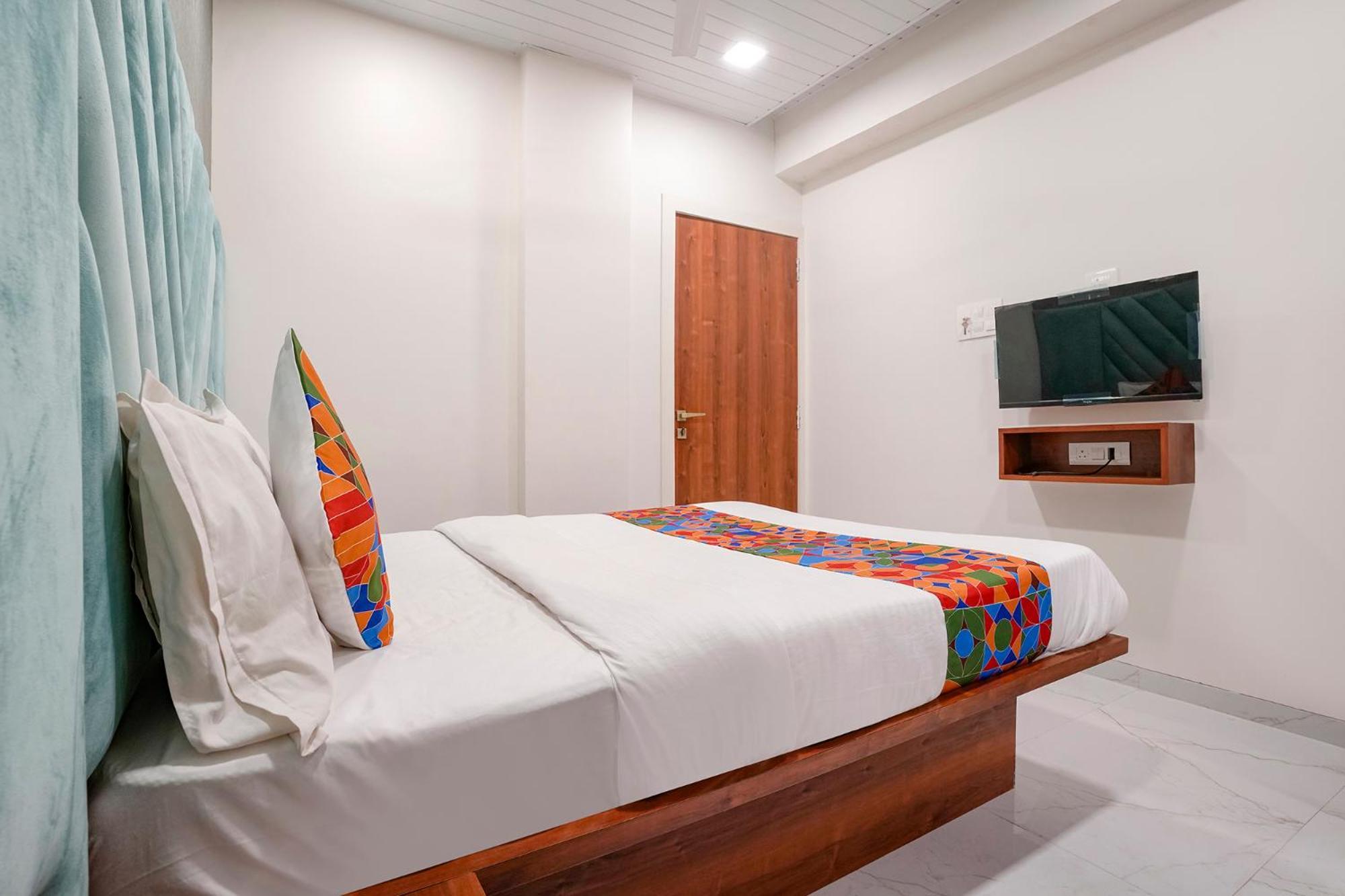 מומביי Fabhotel The Mint מראה חיצוני תמונה